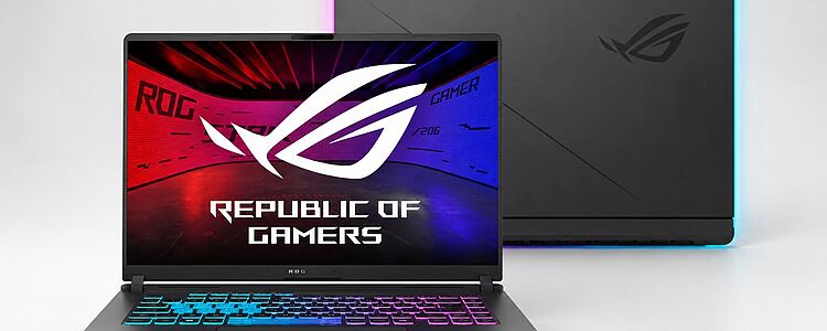 ASUS ROG Strix G16: abertura, upgrades e análise 14 ASUS ROG Strix G16 aberto, com teclado RGB iluminado e logotipo Republic of Gamers na tela, destacando abertura, upgrades e análise do notebook gamer.