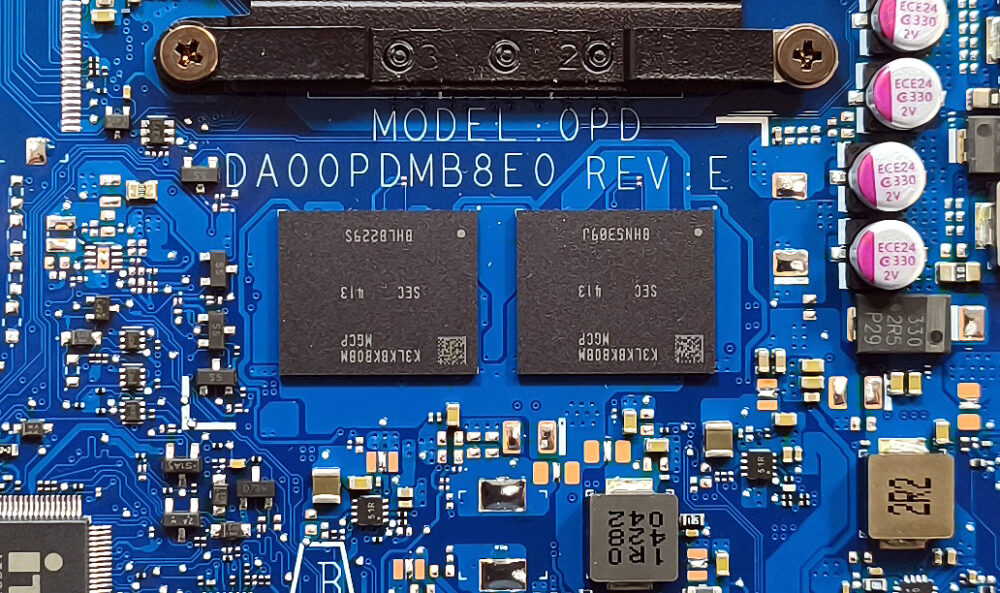 Memória RAM do HP 15 e diferenças entre RAM soldada e SODIMM