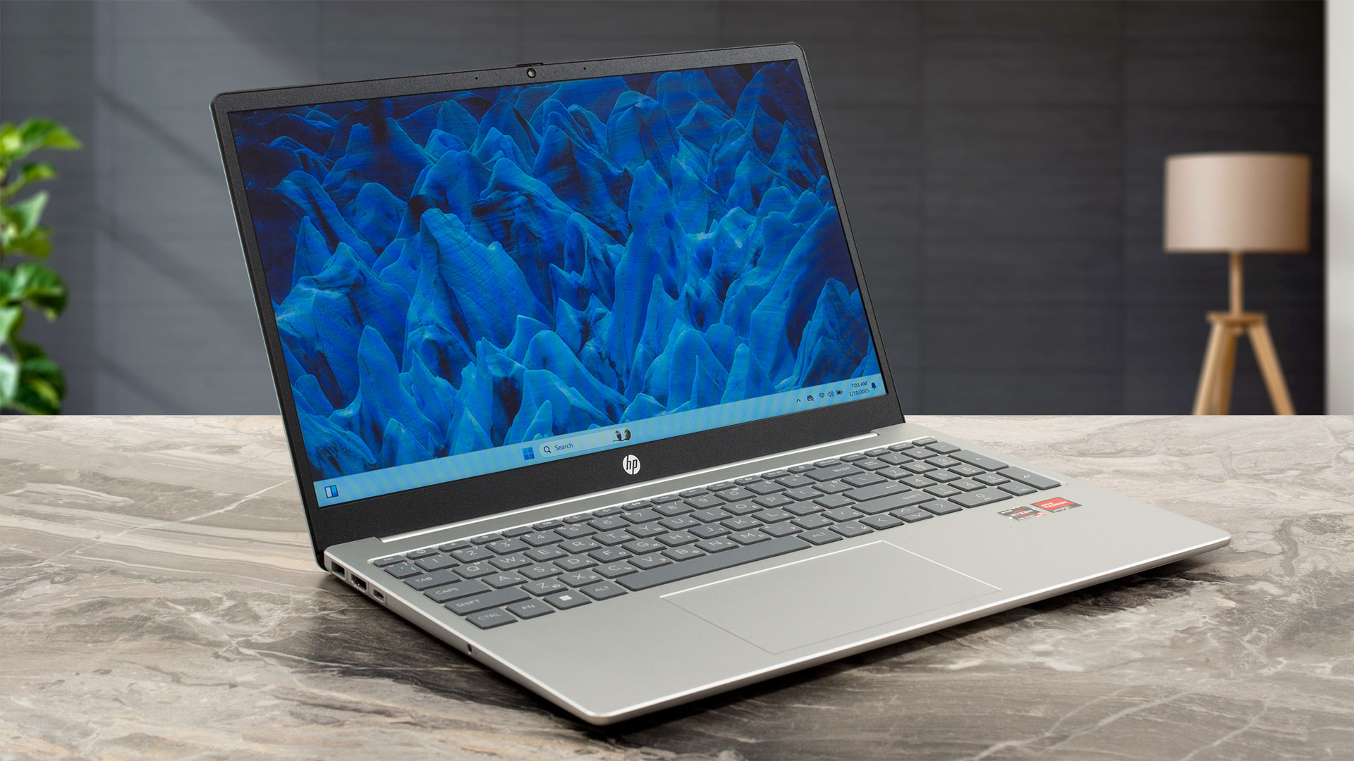 HP 15-hr0000 e diferenças regionais da família