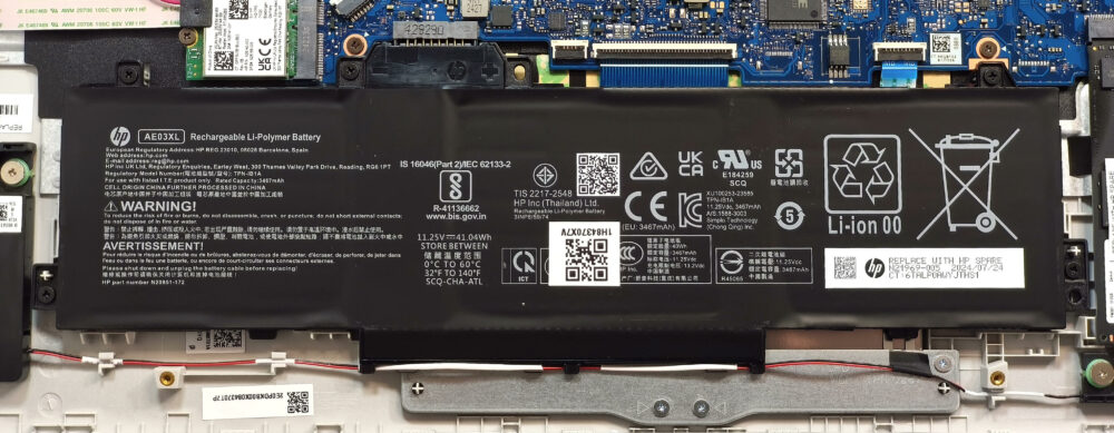 Remoção da bateria interna do notebook HP 15